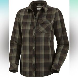 Columbia Saturday Trail Black & Green Check Plaid Long Sleeve Top Size Medium
